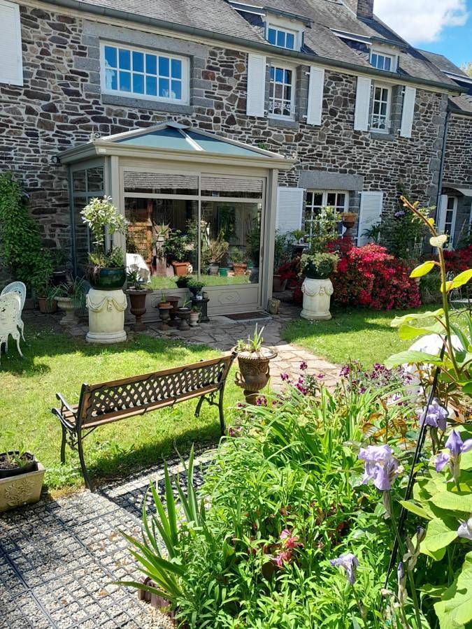 Chambre d’hôte pour 2 personnes, avec jardin à Saint-Hilaire-du-Harcouët