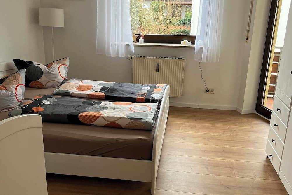 Entire apartment, Apartment in Hallstadt by Bamberg the world heritage City in Hallstadt, Franconian Wine Country