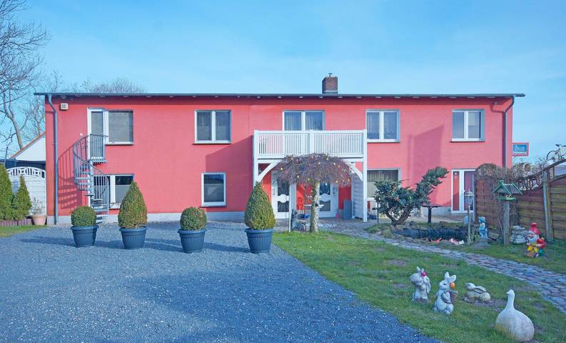 Ferienwohnung für 3 Personen, mit Garten in Parchtitz