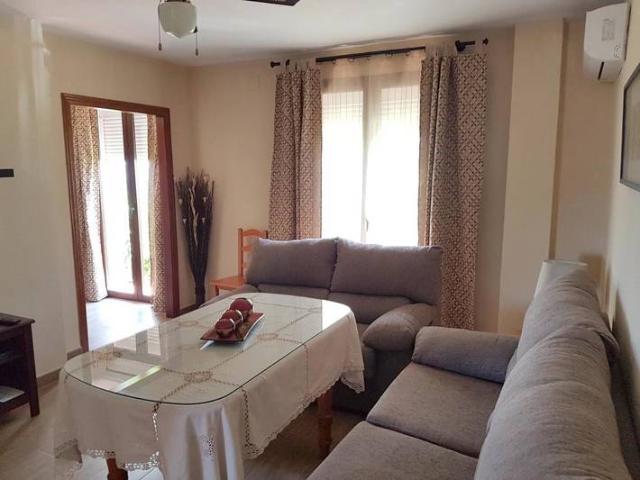 Casa de vacaciones para 6 personas, con vistas al lago además de balcón y vistas - 1