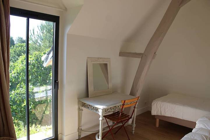 Location de vacances pour 4 personnes, avec jardin et terrasse à Sainte-Catherine-de-Fierbois - 4
