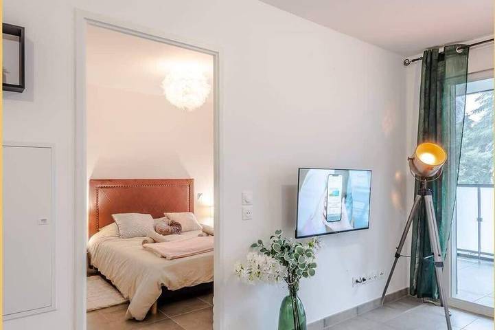 Ganze Wohnung, Le 1848 I T2 I Cluses in Cluses, Region Bonneville