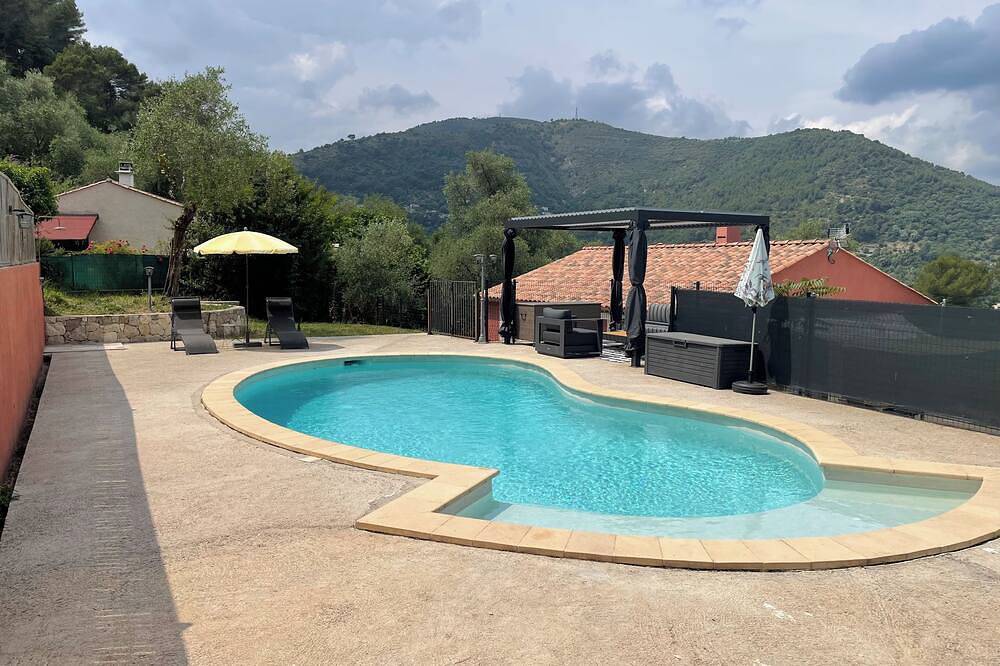 Villa muy cómoda con piscina a 20 minutos de Niza in Drap, Nizza Region