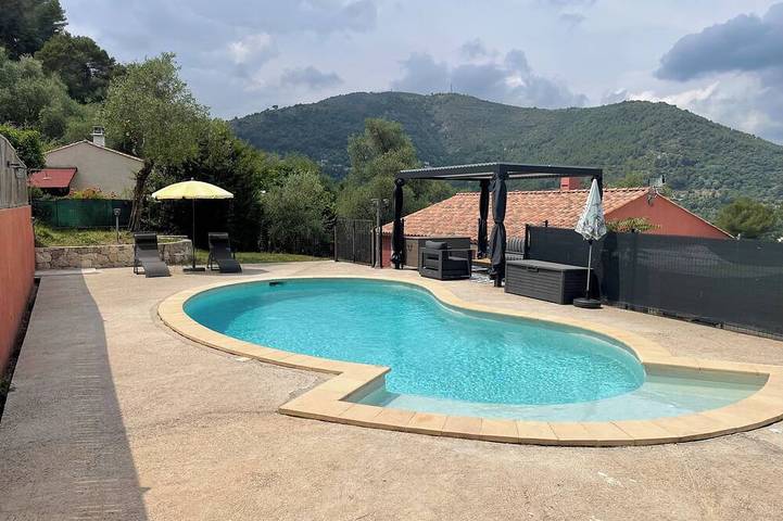 Villa pour 6 personnes, avec Terrasse et Jardin