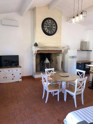 Location de vacances pour 6 personnes, avec piscine ainsi que jardin et vue à Saint-André-de-Cubzac - 3