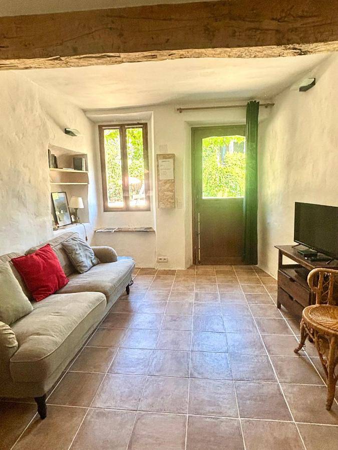 Location de vacances pour 2 personnes, animaux acceptés à Coustouge - 2