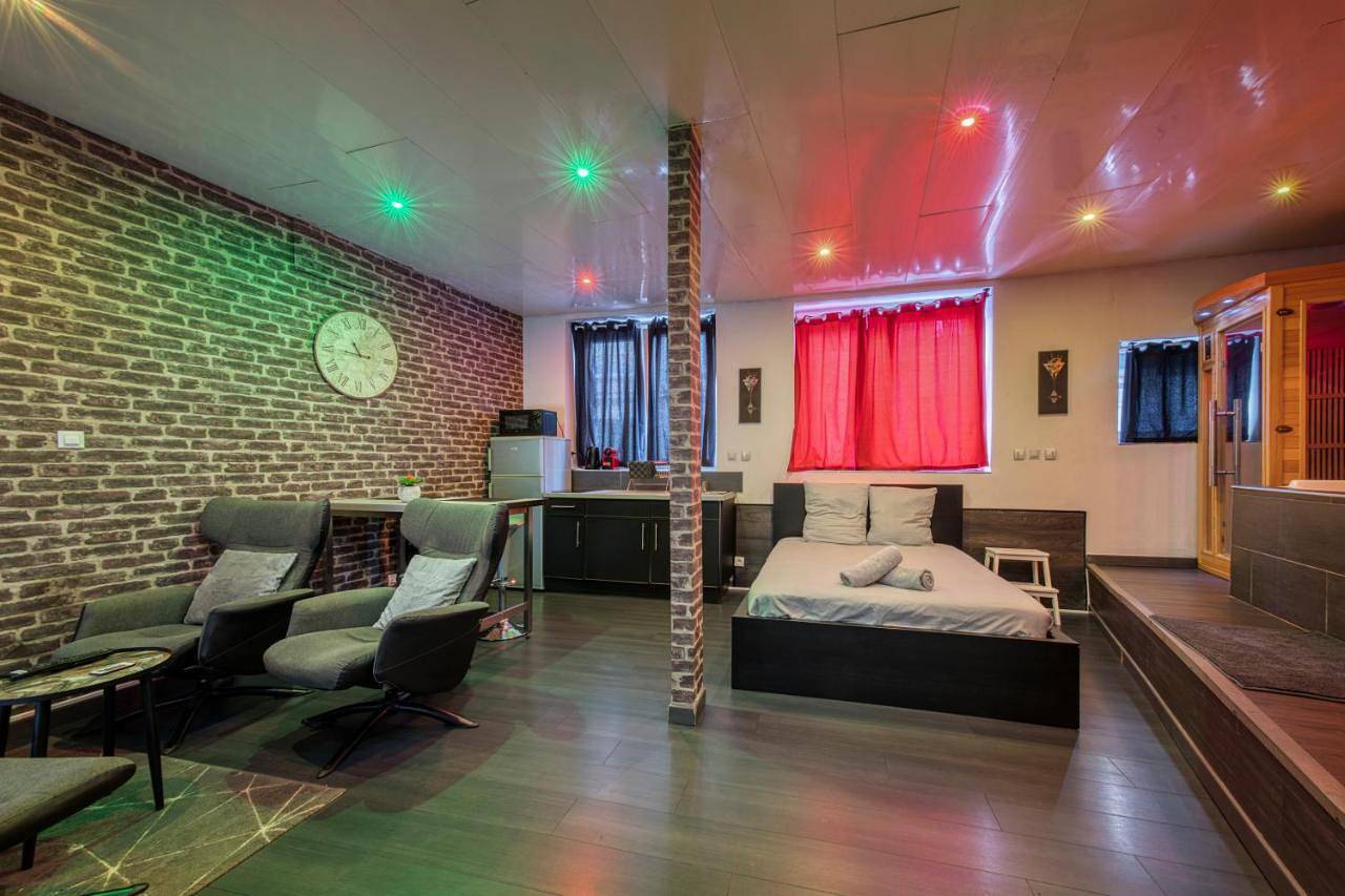 Appartement entier, Street Loft with sauna in Saint-Étienne, Loire