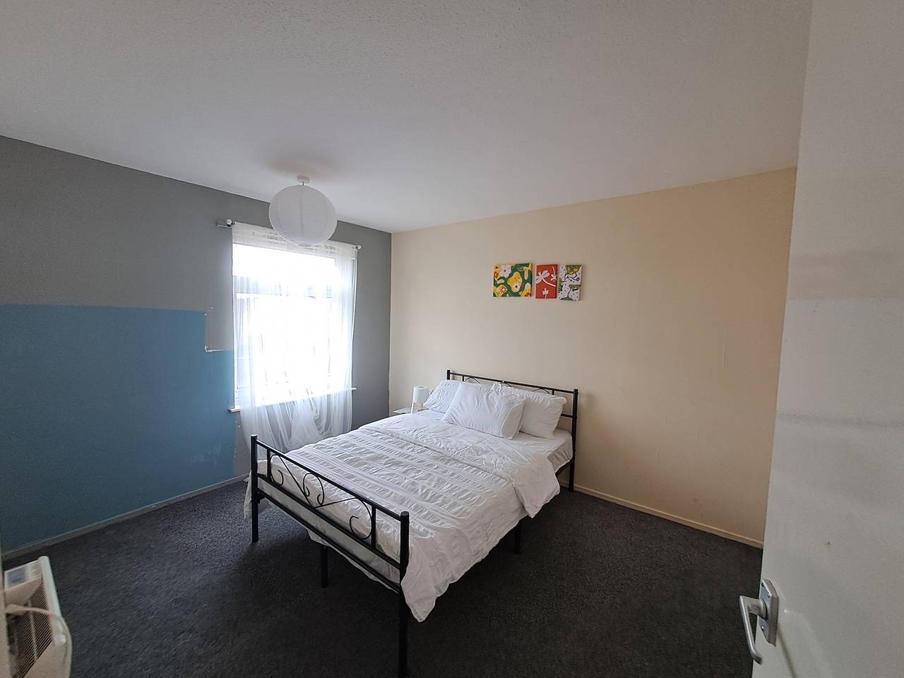 Entire holiday apartment, Apartment Sleeps 5 with Parking in Nottingham, East Midlands