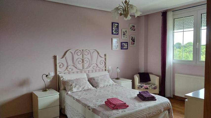 Chalet para 9 personas, con Balcón y Terraza además de Jardín y Vistas en Las Encartaciones - 2