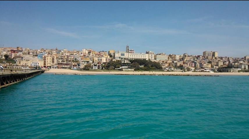 Chambre d’hôte pour 4 personnes, avec vue et terrasse, animaux acceptés à Gela - 4