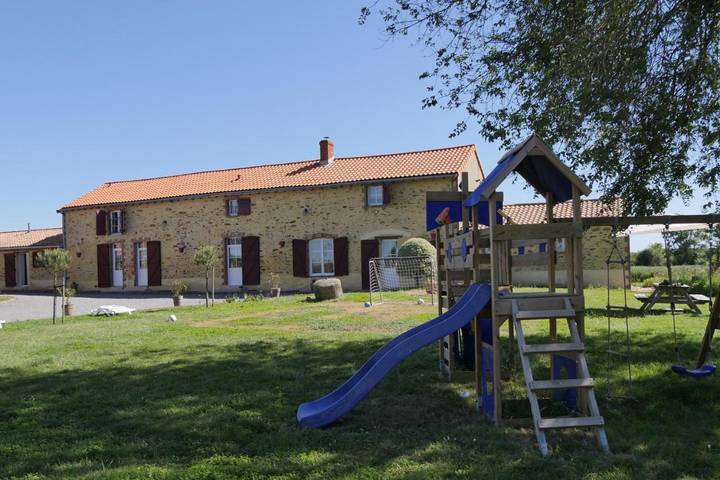 Gîte pour 3 personnes, avec Terrasse ainsi que Jardin et Vue à L'Île-d'Olonne