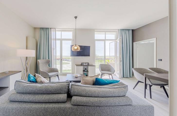 Ferienwohnung für 4 Personen, mit Terrasse und Sauna sowie Ausblick und Seeblick in Wustrow