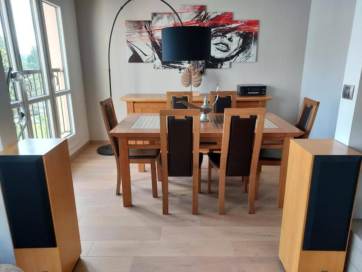 Appartement entier, Two-Bedroom Apartment in Villecresnes, Val-de-Marne