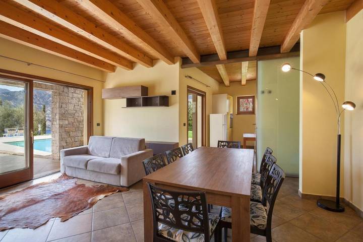 Ferienhaus für 12 Personen, mit Sauna und Garten sowie Pool und Whirlpool in Malcesine - 4