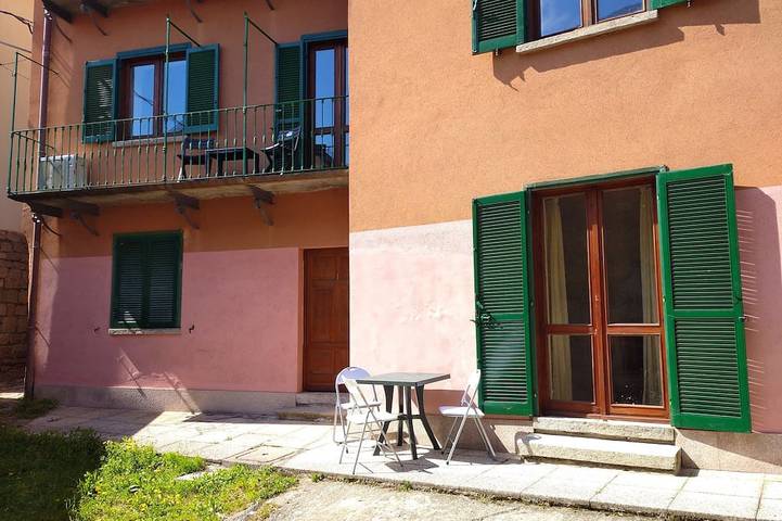 Entire apartment, Trarego 1 Apartment in Viggiona, Trarego Viggiona