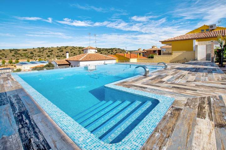 Casa rural para 10 personas, con Terraza y Jardín además de Piscina y Vistas en Ruidera