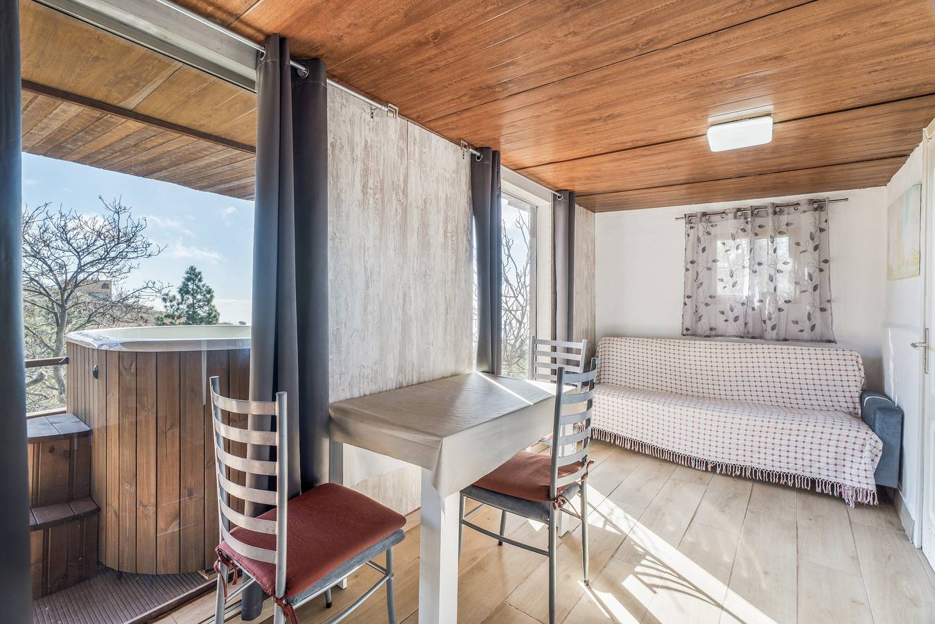 Ferienhaus 'Karla' mit Meerblick, Gemeinschaftspool und Wlan in Granadilla de Abona, Teneriffa Süd