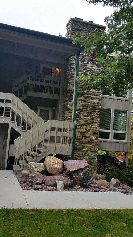 Ganze Wohnung, Rocky Glen Condo - Waldnest in den Baraboo Bluffs in Sauk County