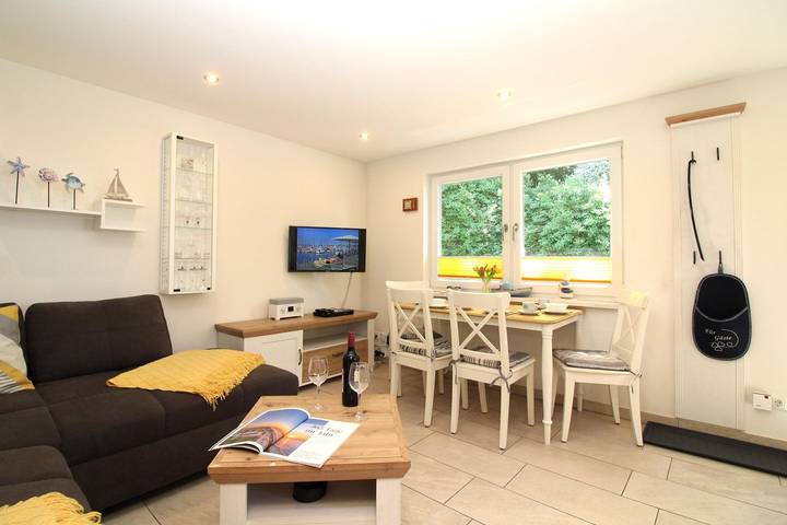 Ferienhaus für 4 Personen, mit Terrasse und Garten in Kröpelin - 4
