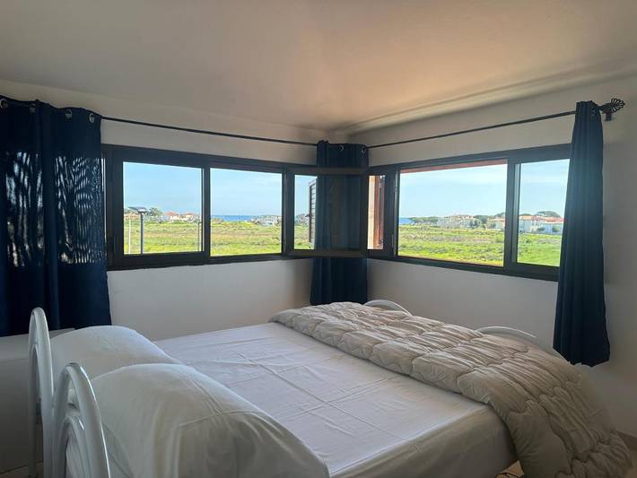 Gîte pour 4 personnes, avec vue dans San Giovanni Sardinia