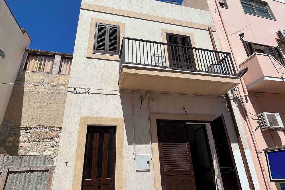 Ganze Wohnung, Apartment in the center of Lampedusa comfortable and convenient to the town in Lampedusa Stadt, Pelagische Inseln