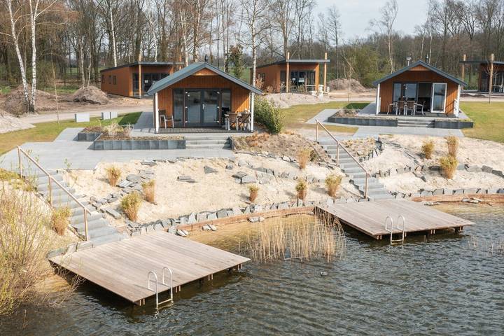 Bungalow voor 6 personen, with Balkon/Terras and Terras as well as Tuin in Hoge Hexel