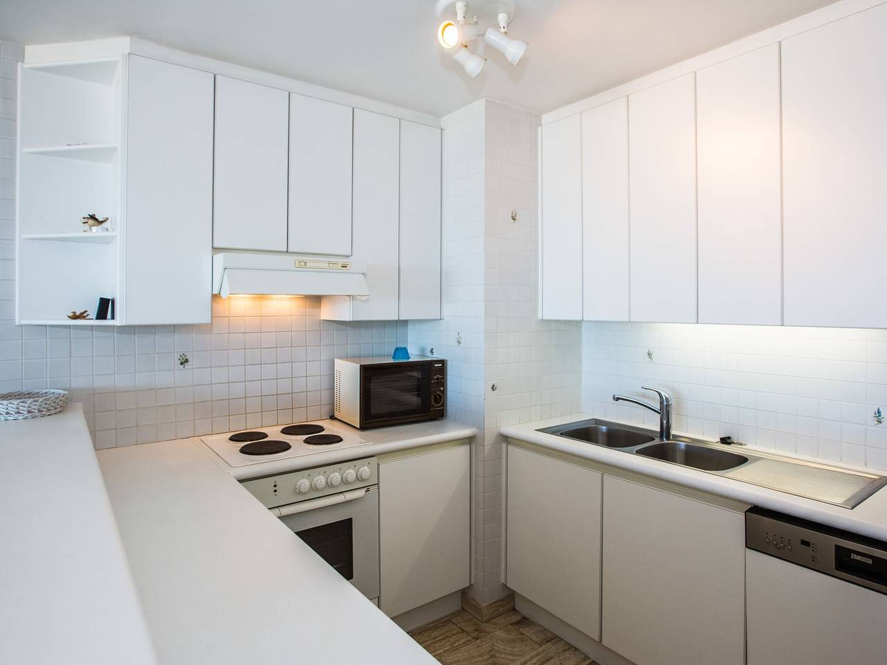 Geheel appartement, Charmant appartement met zeezicht in Middelkerke, Belgische Kust