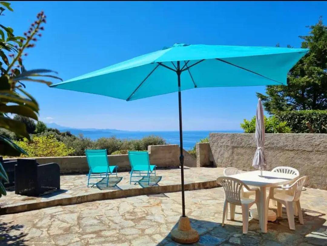 Appartement entier, One-Bedroom Apartment in Canari, Cap Corse
