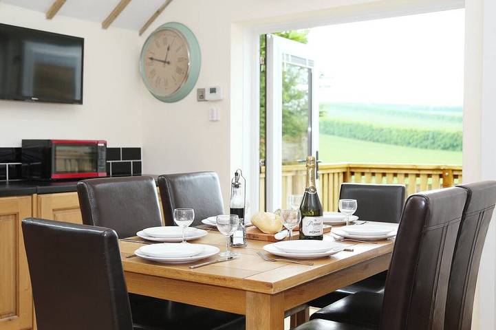 Cottage for 5 people, with hot tub and garden in Kent