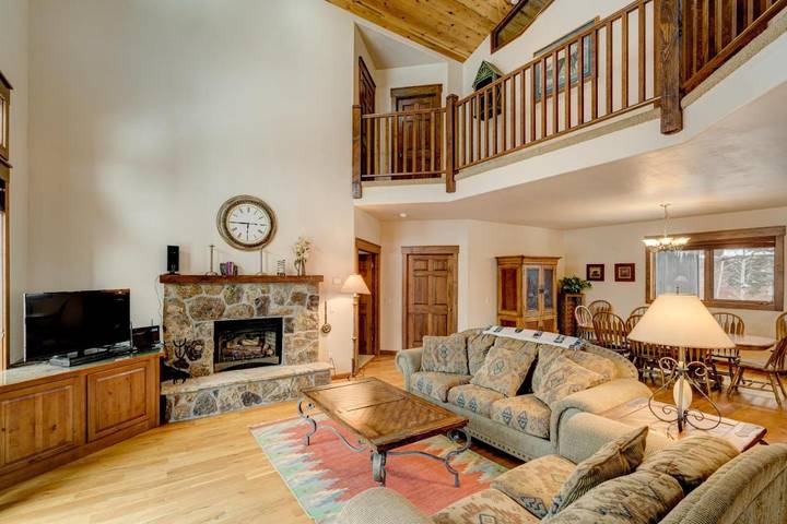 Ferienhaus für 8 Personen, mit Whirlpool und Terrasse - 1