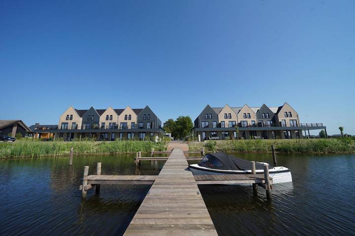 Ferienhaus für 4 Personen, mit Balkon/Terrasse und Terrasse sowie Seeblick in Kampen - 2