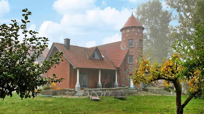 Ferienhaus für 6 Personen, mit Terrasse und Pool in Plau am See - 2