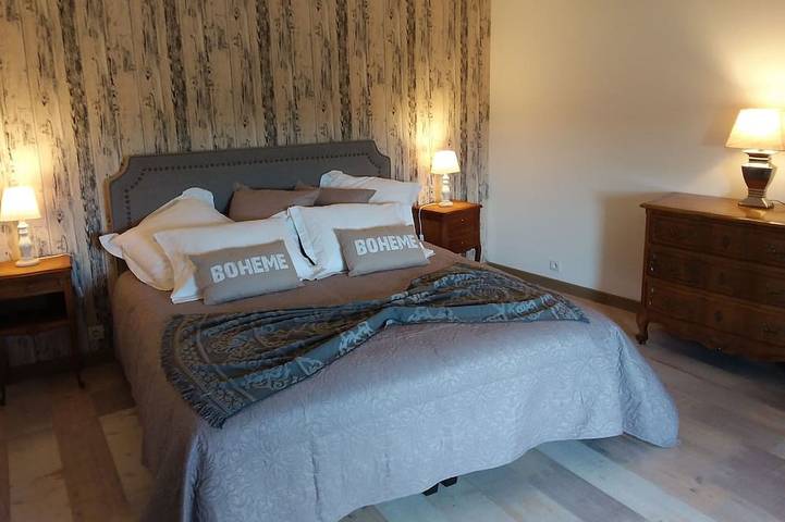 Gîte pour 4 personnes, avec Jardin à Montmoreau-Saint-Cybard