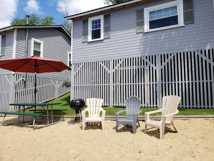 Cabin for 4 people, with yard in Lake Winnipesaukee