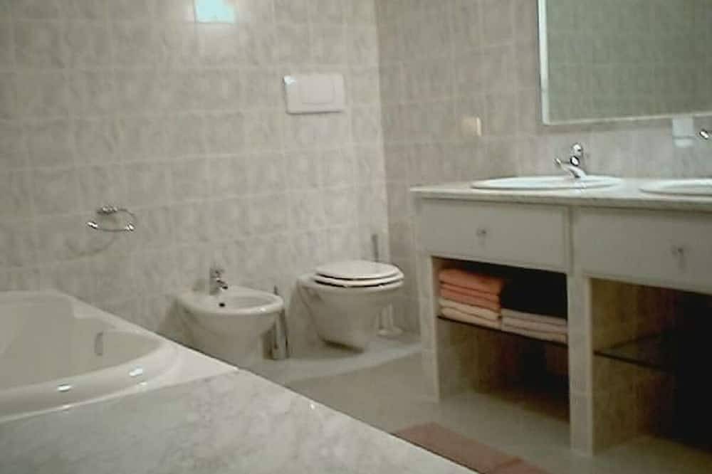 Casa Bahati - Spacious villa on the south coast of Italy in Isola di Capo Rizzuto, Provincia de Crotone