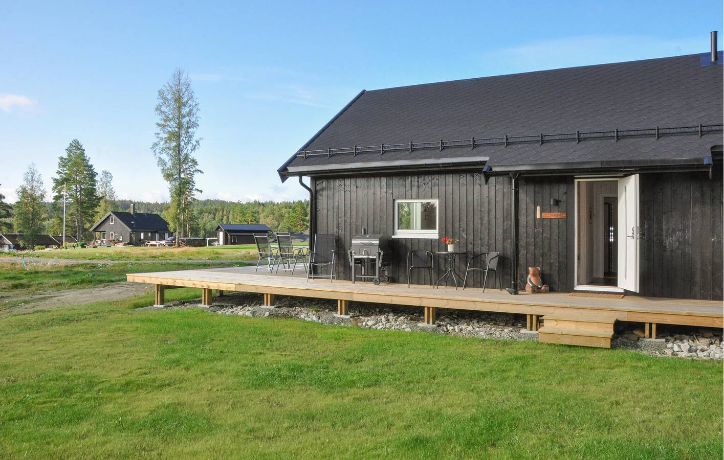 Ferienhaus für 6 Personen mit Terrasse in Dalslands Kanal