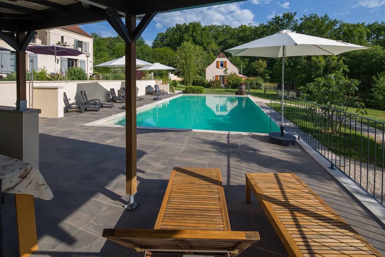 Appartement entier, La Figue in Saint-Julien-de-Lampon, Quercy