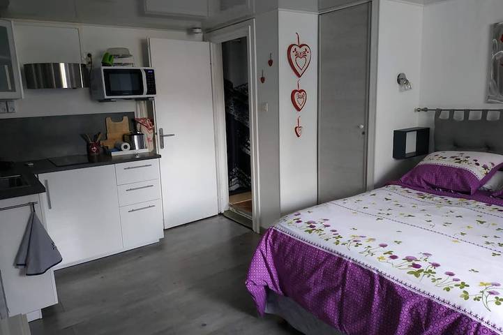 Gîte pour 2 personnes, avec Terrasse et Jardin