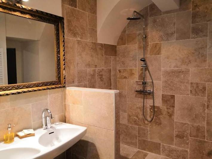 Chambre d’hôte pour 4 personnes, avec jardin et jacuzzi dans l' Aude - 3