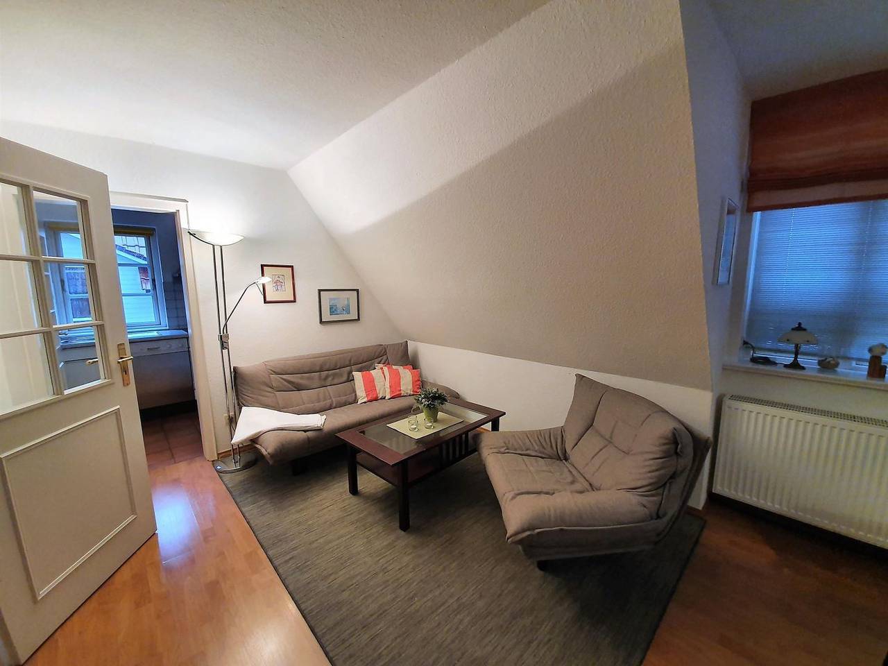 Ganze Wohnung, Allergikerfreundliche Ferienwohnung mit Balkon & Parkplatz in Wyk auf Föhr in Wyk auf Föhr (Stadt), Wyk auf Föhr