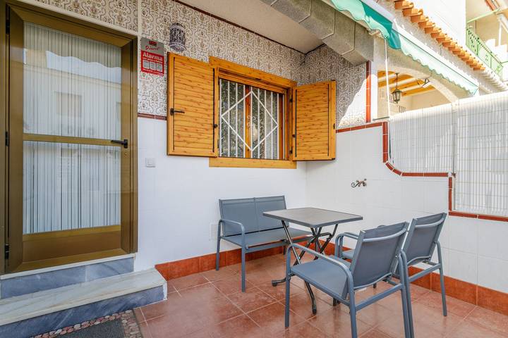 Ganze Wohnung, Apartment 'Casa De Javier in Santa Pola' mit privater Terrasse, WLAN und Klimaanlage in Santa Pola, Costa Blanca