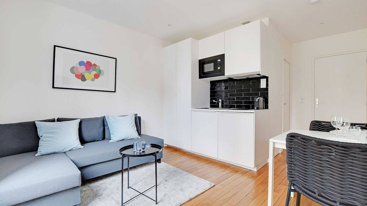 Ganze Ferienwohnung, Ferienwohnung für 2 Personen (16 m²) in Nanterre in Nanterre, Hauts-de-Seine