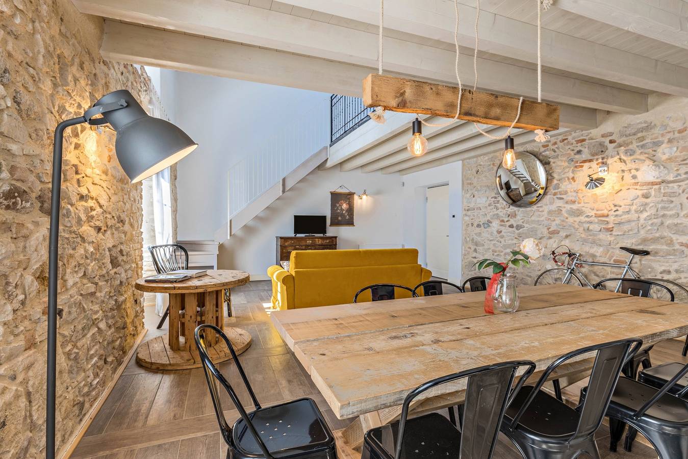 Appartamento intero, Spettacolare Appartamento Maisonette "Olmo" con Wi-Fi, giardino e piscina in comune in Rivoltella del Garda, Desenzano del Garda