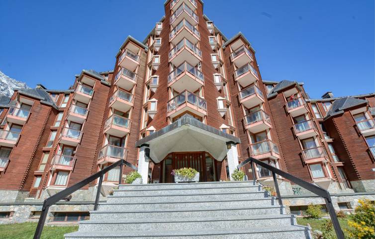 Gîte pour 6 personnes, avec terrasse à Région de Valtournenche - 2