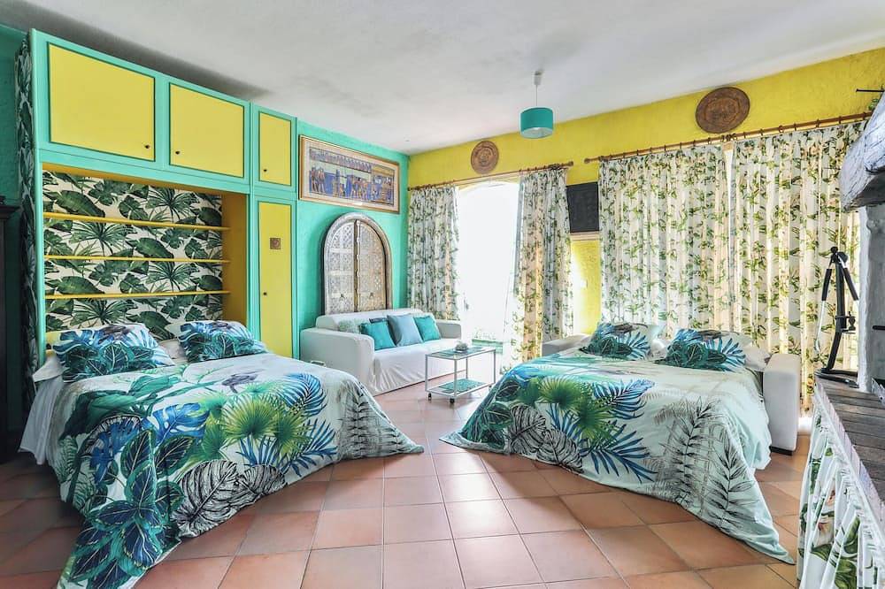 Ganze Wohnung, Homerez - Studio mit privatem Pool in Menton in Menton, Nizza und Umgebung