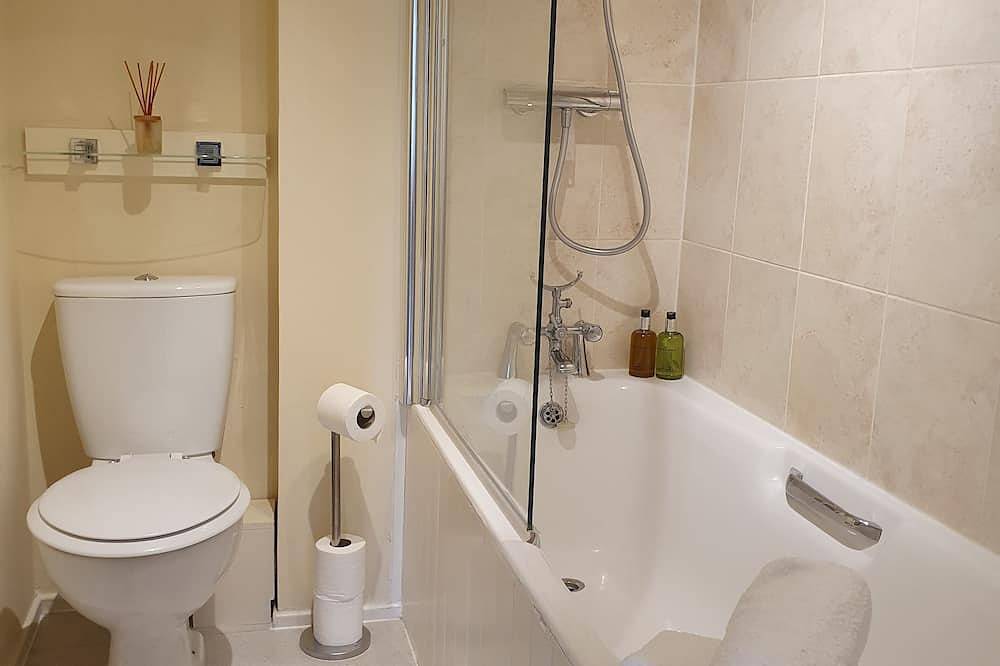 Ganze Wohnung, Elmwood West - Schöne Aussicht, zu Fuß in die Stadt in Pitlochry, Perthshire