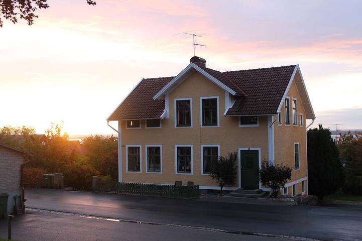 Ferienhaus für 5 Personen, mit Balkon und Garten in Gränna