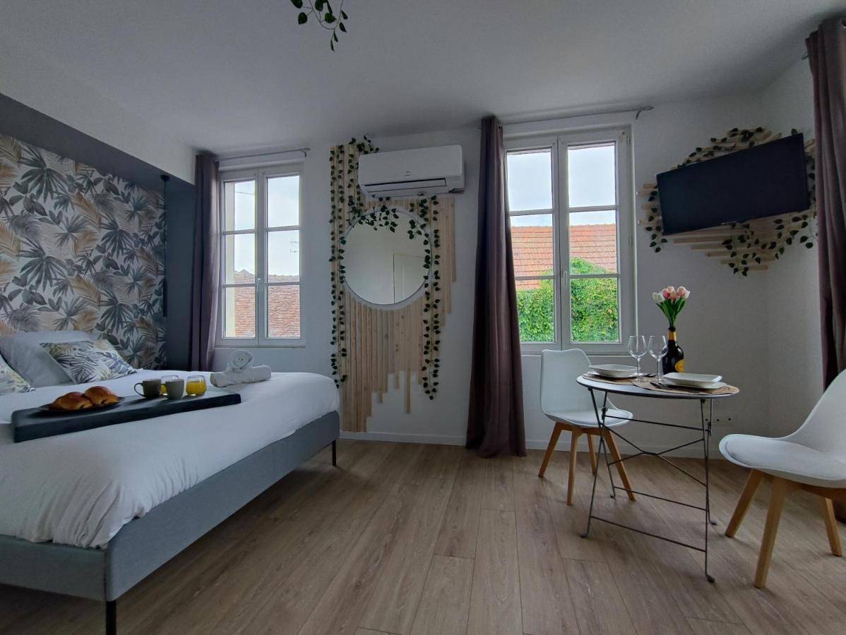Appartement entier, Studio Kamelia in Saint-Aignan, Région de Romorantin-Lanthenay