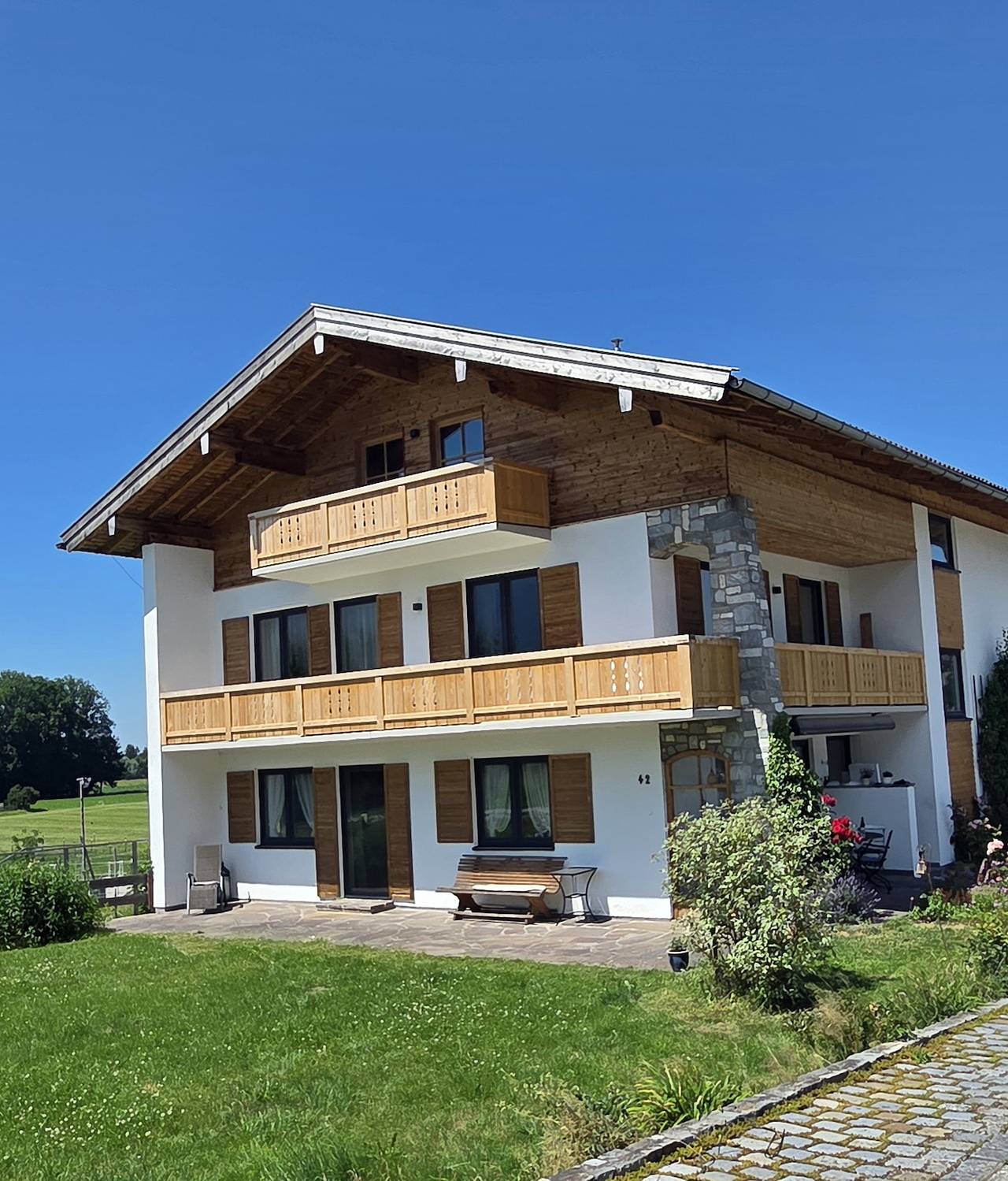 Ganze Ferienwohnung, Bachwagnerhof - Ferienwohnung Lina, 80 m², 2-4 Personen, Wohnzimmer, Küche, 2 Schlafzimmer, Du/Wc, Balkon in Staudach-Egerndach, Chiemsee