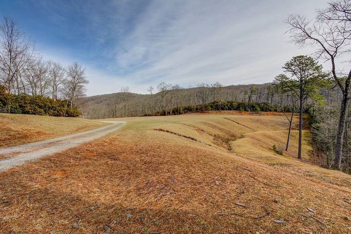 Vacation house for 8 people, with balcony and hot tub in North Carolina